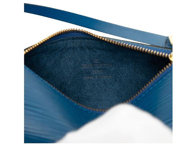 Louis Vuitton Blue Epi Pochette Papillon - vista 5