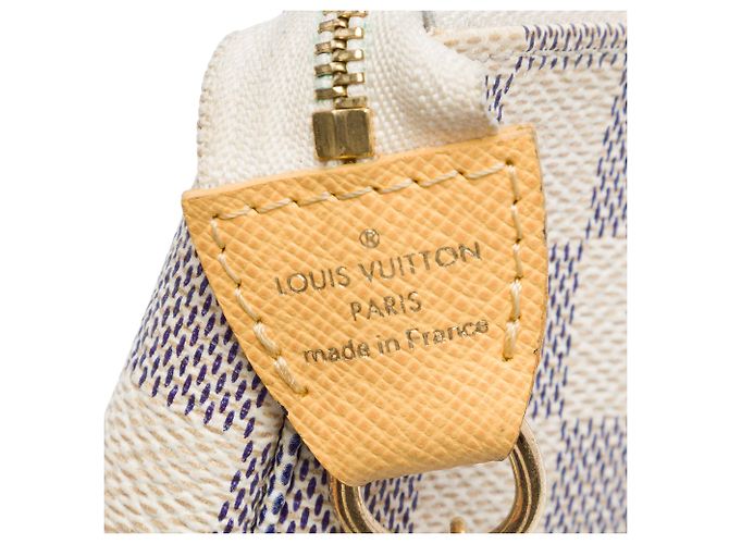 Louis Vuitton White Damier Azur Illustre Mini Pochette Accessoires Bianco - vista 5