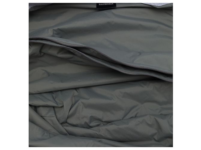 Balenciaga Borsa Hobo in jersey grigio con logo 3B Marrone - vista 4