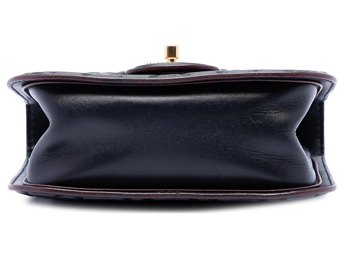 Chanel Black CC Embossed Quilt Calfskin Single Flap Nero - vista 3