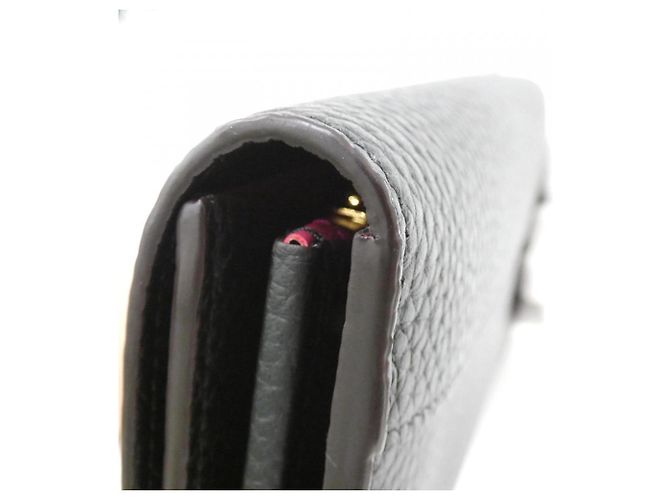 Louis Vuitton Taurillon Portefeuille Capucines Wallet Nero - vista 4