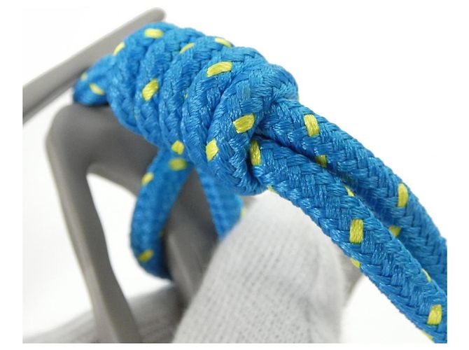 Louis Vuitton Porte Clés LV Shape Rope Keyring Grigio - vista 4