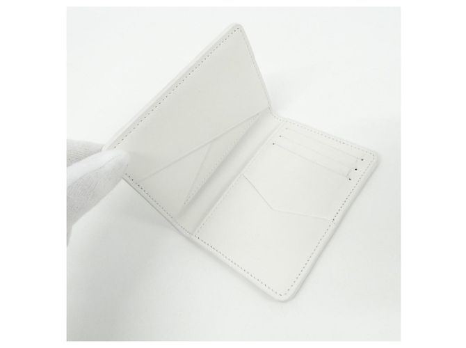 Louis Vuitton Monogram Shadow Organizer de Poche Bianco - vista 8