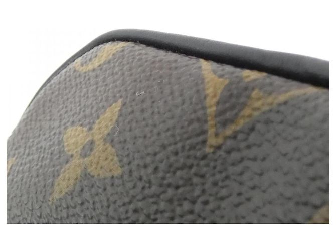 Borsa Utility Harness Monogram Solar Ray Louis Vuitton Marrone - vista 4