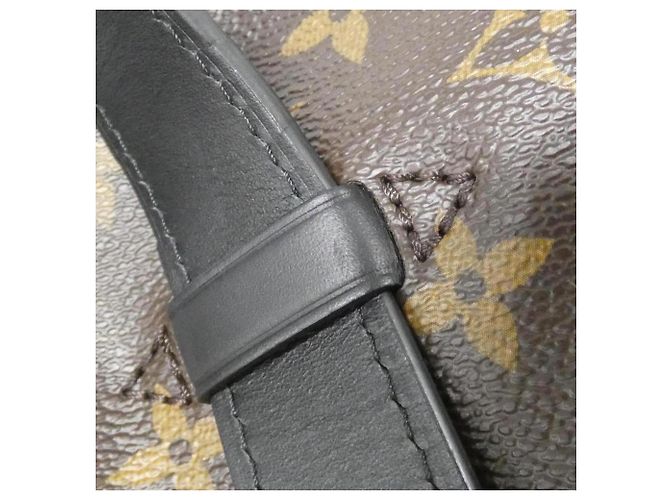 Borsa Utility Harness Monogram Solar Ray Louis Vuitton Marrone - vista 6