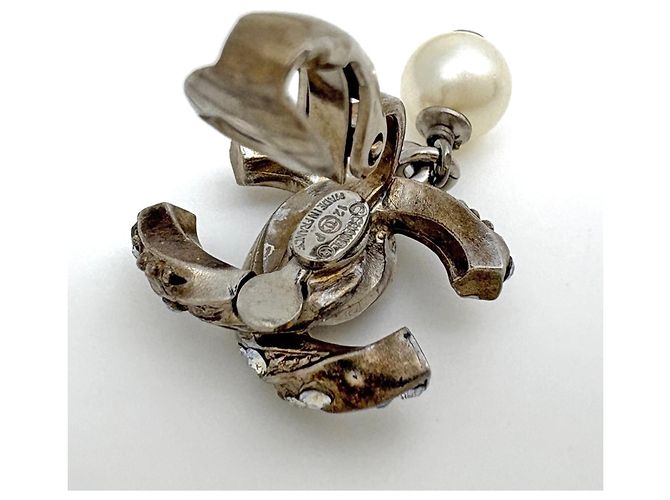 Orecchini a clip Chanel argentati con strass Argento - vista 3