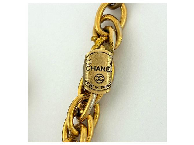 Collana Chanel placcata oro con moneta Coco Mark D'oro - vista 6