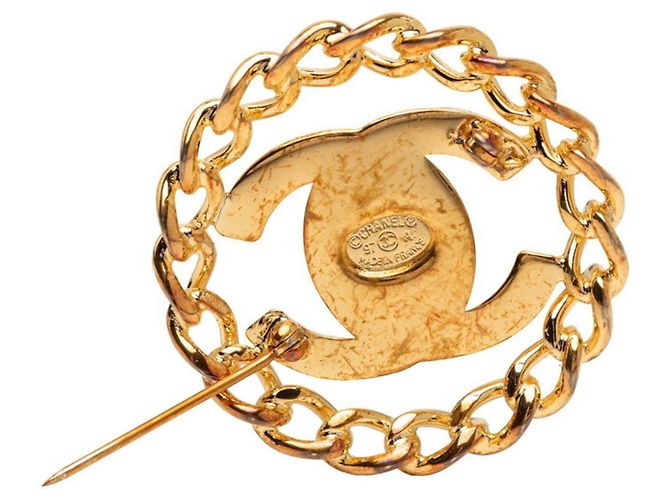 Spilla Vintage Chanel Coco Mark Turnlock Chain Motif D'oro - vista 3
