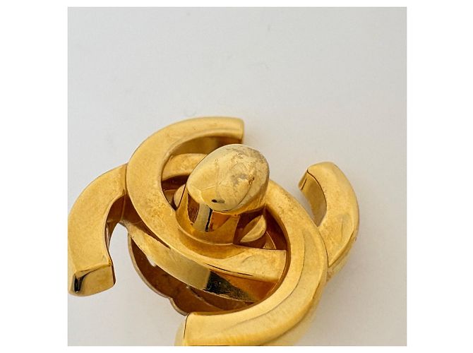 Orecchini a clip Chanel dorati con logo Coco D'oro - vista 4