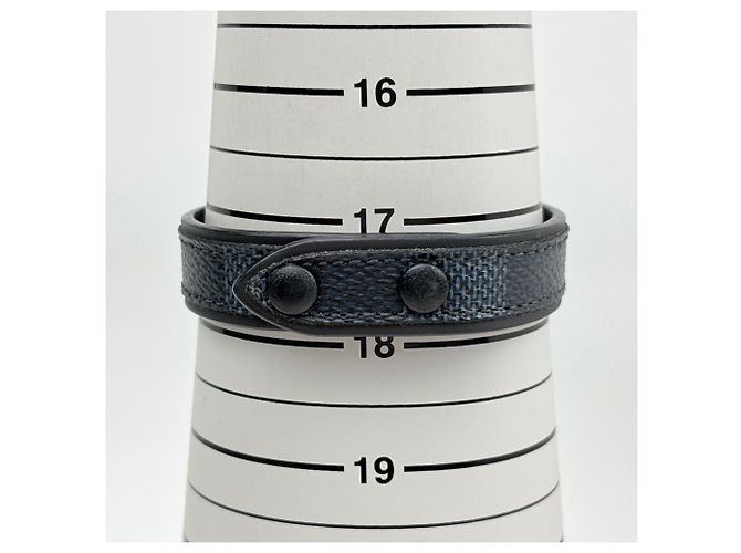 Bracciale Rigido Louis Vuitton Pruitt Nero Blu navy - vista 6