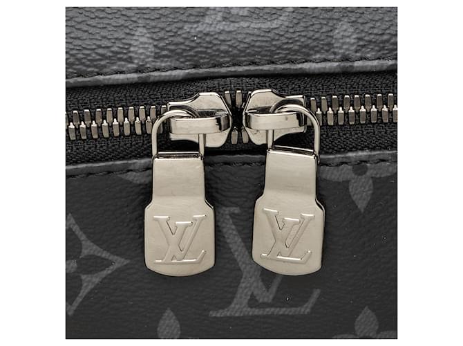 Louis Vuitton Monogram Eclipse Discovery PM Rucksack Schwarz - Ansicht 9