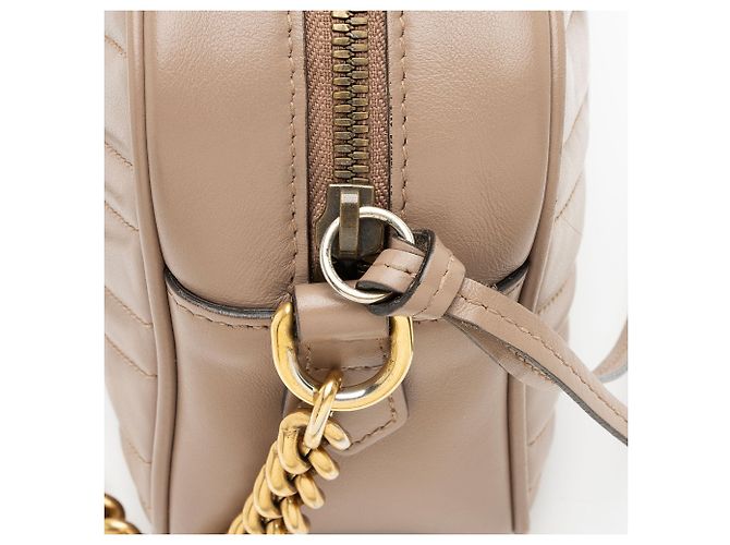 Bolso pequeño GG Marmont de piel matelassé Gucci Castaño Beige - vista 10