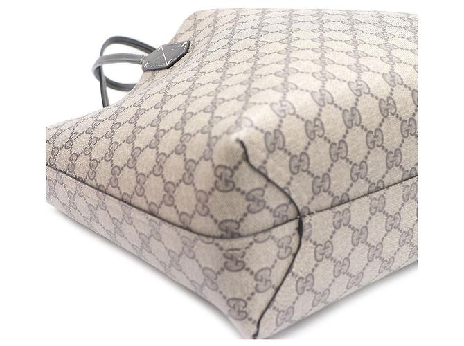 Gucci Borsa Shopper e Borsa a Tracolla Reversibili in PVC con Logo GG Marrone - vista 6