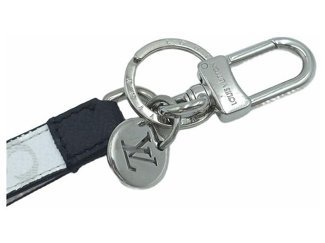 Louis Vuitton Slim Dragonne Monogram Key Holder Bag Charm White Bianco - vista 3