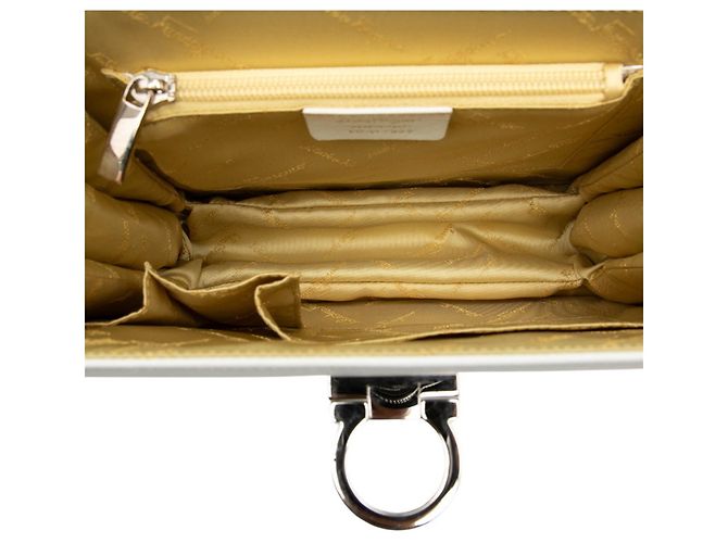 Borsa Salvatore Ferragamo Gancini Argento Bianco - vista 4