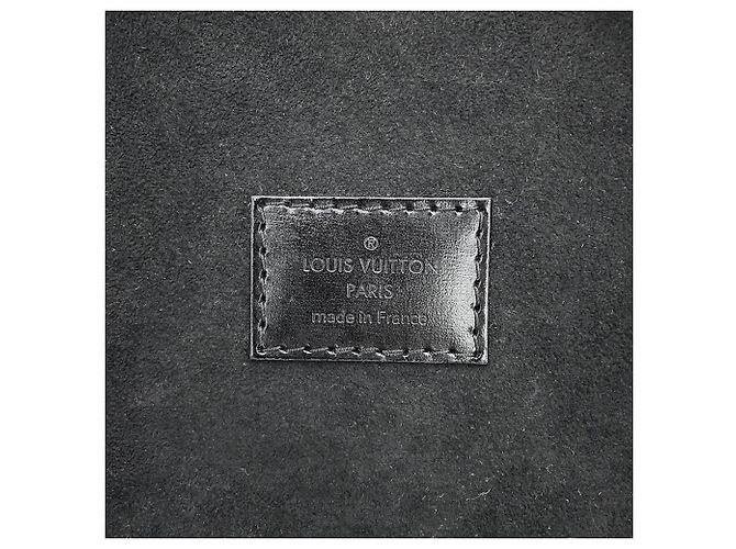 Louis Vuitton Monogram Reverse Cannes Handtasche Schwarz - Ansicht 17