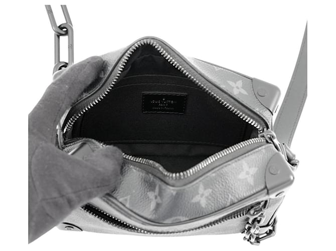 Borsa a tracolla Mini Soft Trunk Monogram Eclipse Louis Vuitton Nero - vista 5