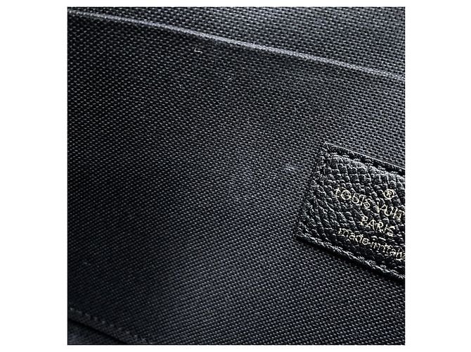 Portafoglio con catena Louis Vuitton Monogram Empreinte Nero - vista 10