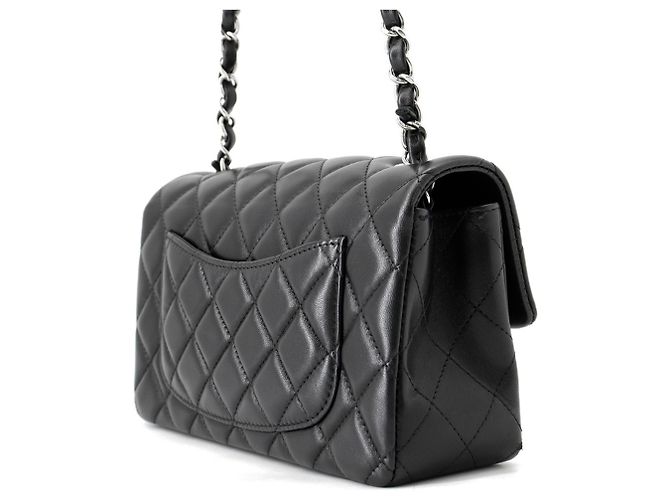 Timeless Borsa a tracolla Chanel Mini Matelassé nera con catena Nero - vista 2