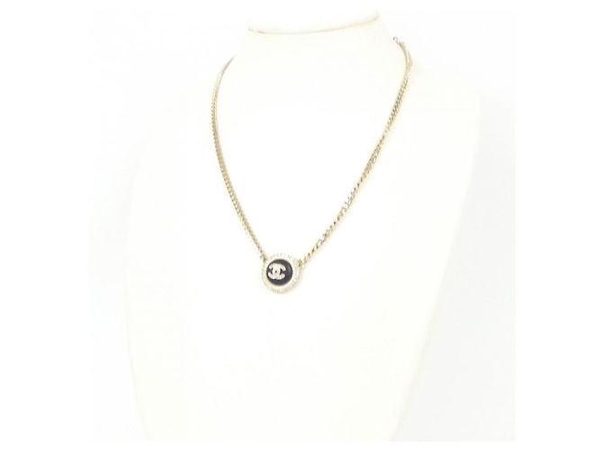 Collar Chanel Negro y Dorado - vista 6