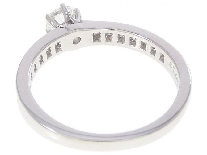 Anello fede Tiffany & Co. Solitaire con castone a canale - vista 3