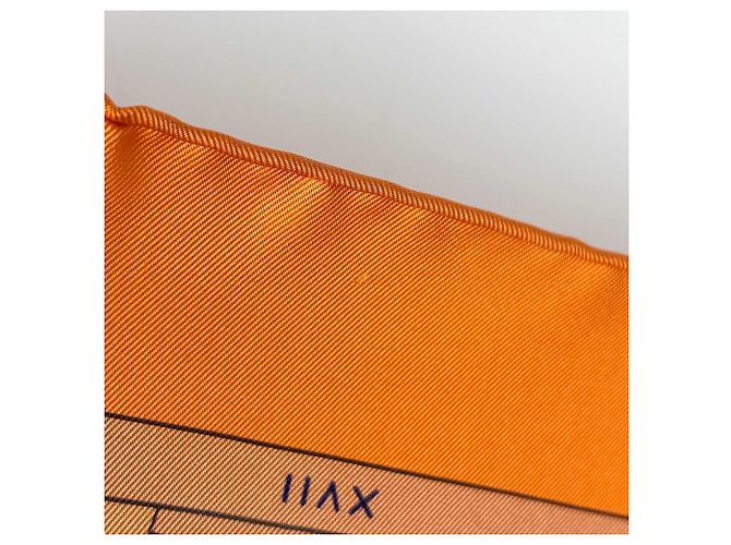 Hermès Foulard Hermes Carre 90 LE MONDE EST VASTE Multicolore Arancione - vista 4
