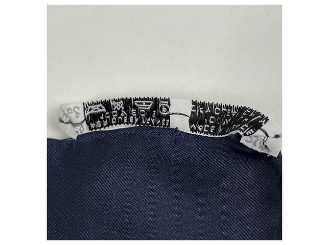 Hermès Hermes Carre 90 L Elegance et le Confort en Automobile Scarf Muffler Multicolore Blu navy - vista 3