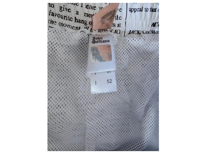 John Galliano Badehose mit Zeitungsprint Weiß - Ansicht 5