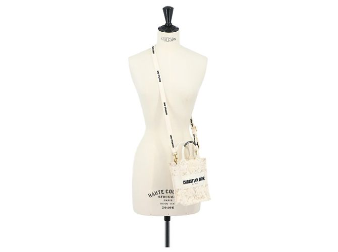 Borsa Christian Dior Book Tote Vertical Mini Bianco - vista 10