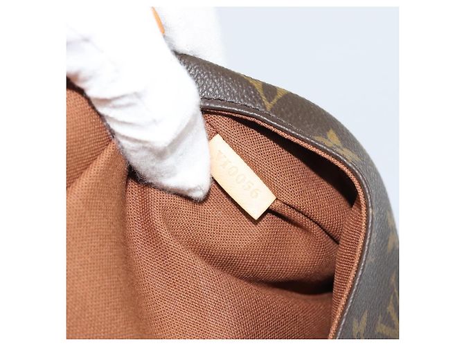 LOUIS VUITTON Monogram Tolum GM Shoulder Bag M40075 LV Auth ka5540 Monogramma - vista 12