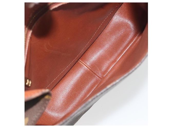 LOUIS VUITTON Monogram Saint Cloud GM Shoulder Bag M51242 LV Auth 194215 Monograma - vista 10