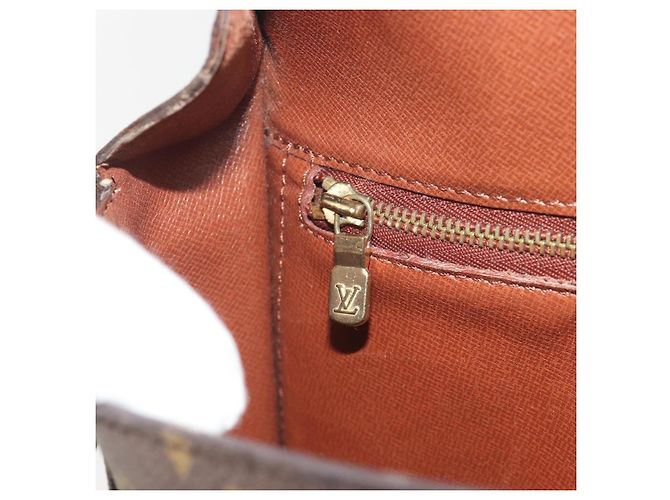 LOUIS VUITTON Monogram Saint Cloud GM Shoulder Bag M51242 LV Auth 194215 Monograma - vista 25