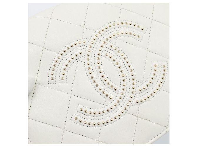 Borsa a tracolla CHANEL Matelasse con catena in pelle d'agnello 2way White Gold CC Auth 193425SAM Bianco D'oro - vista 18