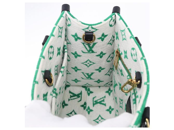 LOUIS VUITTON Monogram Jacquard Velvet On The Go PM Green M46216 Auth 193752SAM Verde - vista 20