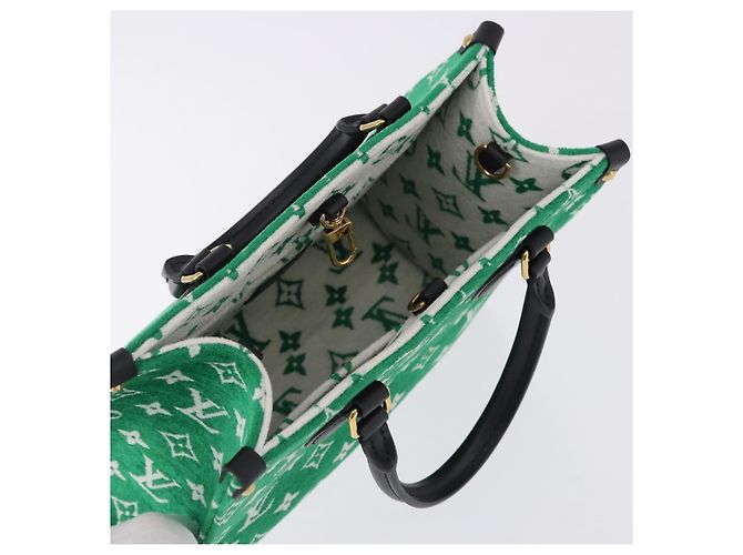 LOUIS VUITTON Monogram Jacquard Velvet On The Go PM Green M46216 Auth 193752SAM Verde - vista 6