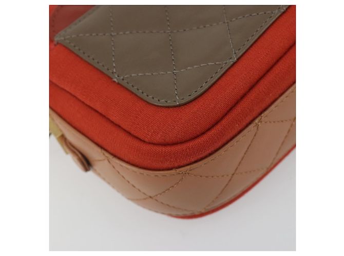 Borsa a tracolla CHANEL Matelasse con catena in pelle d'agnello arancione e CC dorato Auth 192436SAM D'oro - vista 16