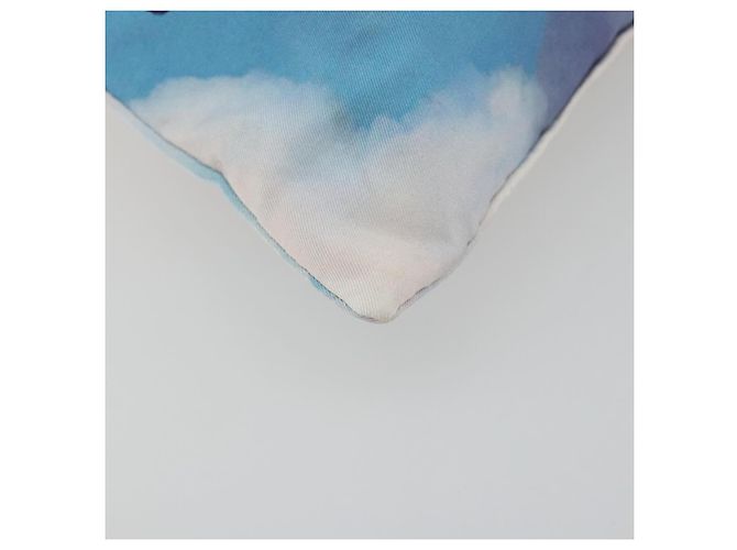 LOEWE Studio Ghibli Howl's Moving Castle Pouch Nylon Blue Auth 167480M - vista 14