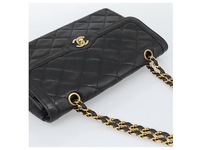 Borsa a catena CHANEL Matelassé in pelle d'agnello Paris Limited Nero Oro CC Auth 194926SAM D'oro - vista 6