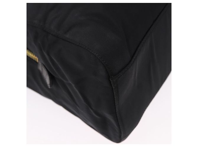 Borsa a Tracolla con Catena PRADA Nylon Nero Tono Oro Auth 194116 - vista 15