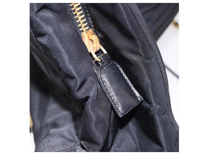 Borsa a Tracolla con Catena PRADA Nylon Nero Tono Oro Auth 194116 - vista 23