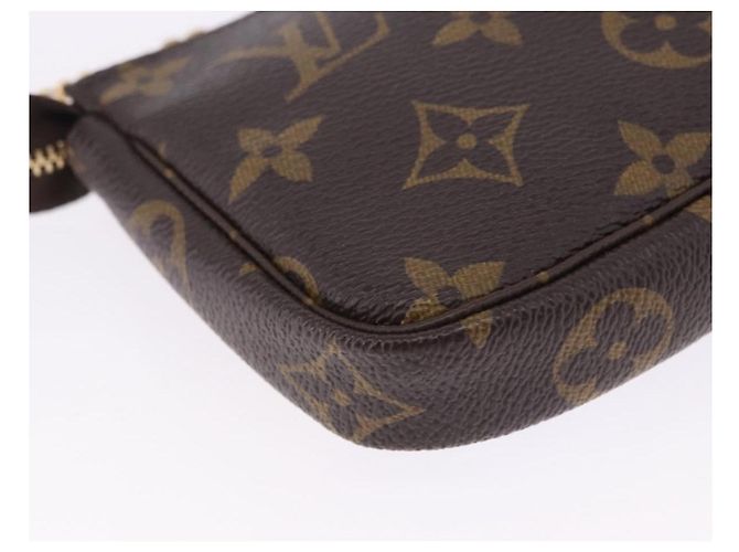 LOUIS VUITTON Monogram Vivienne Mini Pochette Accessoires M68489 Auth 195558M Monograma - vista 16
