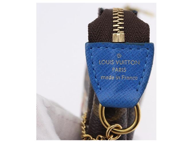 LOUIS VUITTON Monogram Vivienne Mini Pochette Accessoires M68489 Auth 195558M Monograma - vista 18