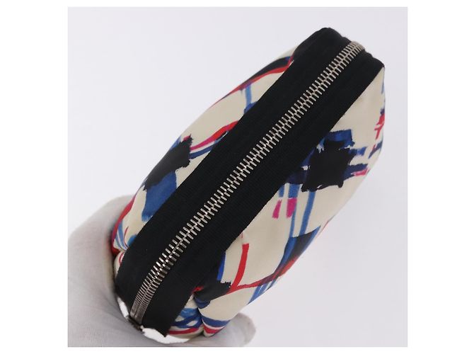 Pouch CHANEL Nylon Bianca Argento CC Auth bs36450A Bianco - vista 5