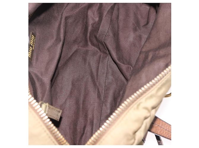 Borsa a tracolla Miu Miu Nylon Beige Gold Auth 194838A D'oro - vista 11