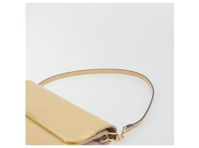 LOUIS VUITTON Monogram Vernis Rossmore MM Beige Poodle M91757 LV Auth 194227A - vista 14