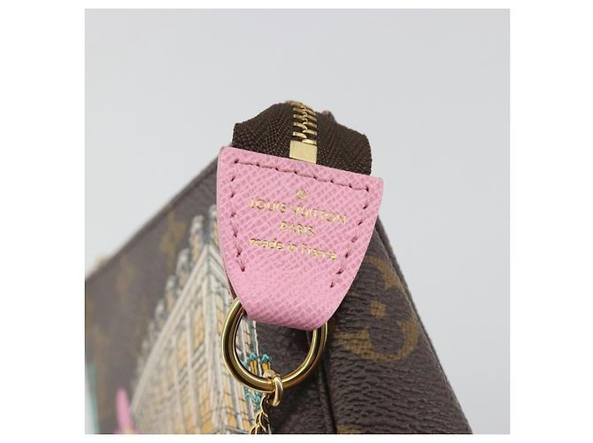 LOUIS VUITTON Vivienne Mini Pochette Accessoires Pouch M81760 LV Auth 193793M Monogram - view 17