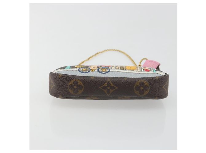 LOUIS VUITTON Vivienne Mini Pochette Accessoires Pouch M81760 LV Auth 193793M Monogram - view 5