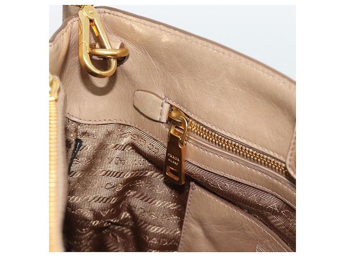 Borsa a mano PRADA in pelle 2way Beige Gold Auth 194763M D'oro - vista 24