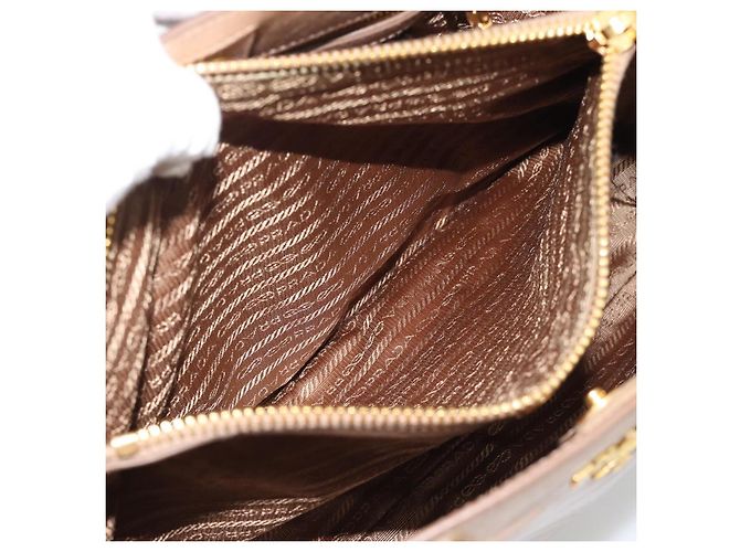 Borsa a mano PRADA in pelle 2way Beige Gold Auth 194763M D'oro - vista 28