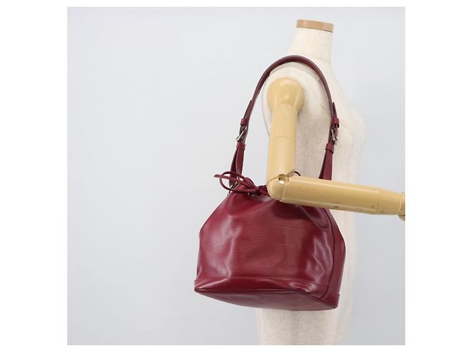 LOUIS VUITTON Borsa a tracolla Epi Petit Noe Fuchsia M40676 LV Auth 194705SAV Fuschia - vista 21